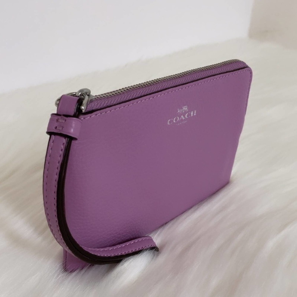 NWT💃Coach Corner Zip Wristlet/Refined Pebble Leather/ Violet - Picture 3 of 8